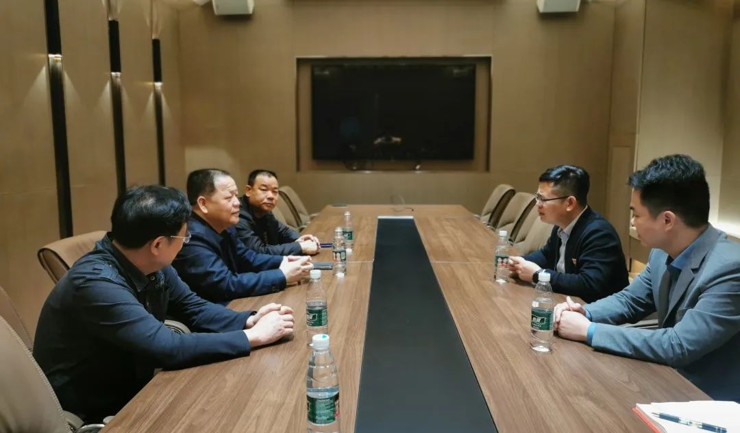 中庭黨建 | 南寧市工商聯(lián)牽線搭橋，集團(tuán)與南寧茂名商會兩新黨組織聯(lián)姻