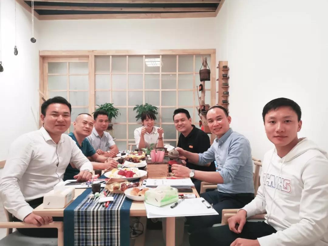 工程、材料中心管理層“裸心會(huì)”丨茶短情長，一場來自心靈的對話！