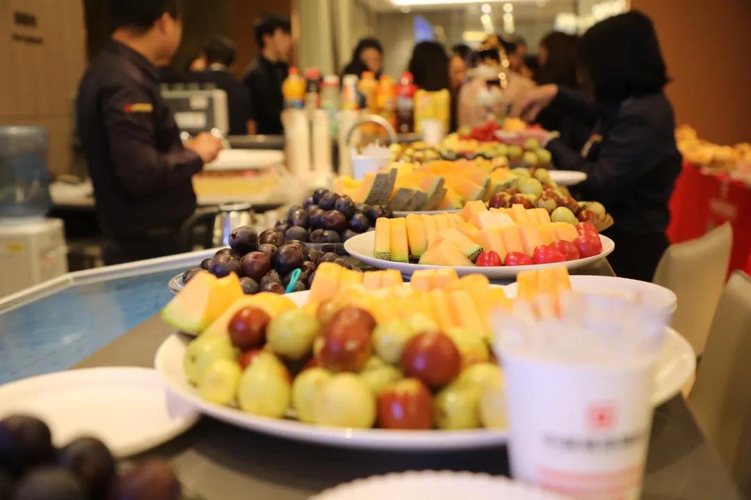 員工生日會(huì)丨金秋碩果，共度韶華，祝壽星們生日快樂！